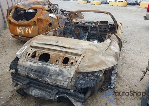 2009 Porsche 911 Carrera 4S z USA, uszkodzony, nr VIN WP0CB29969S756471